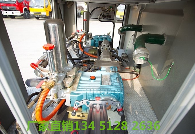 江鈴新順達(dá)遠(yuǎn)程供水消防車（2噸）國五